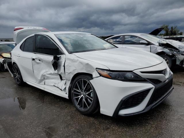 TOYOTA CAMRY SE 2021 4t1g11ak7mu571061