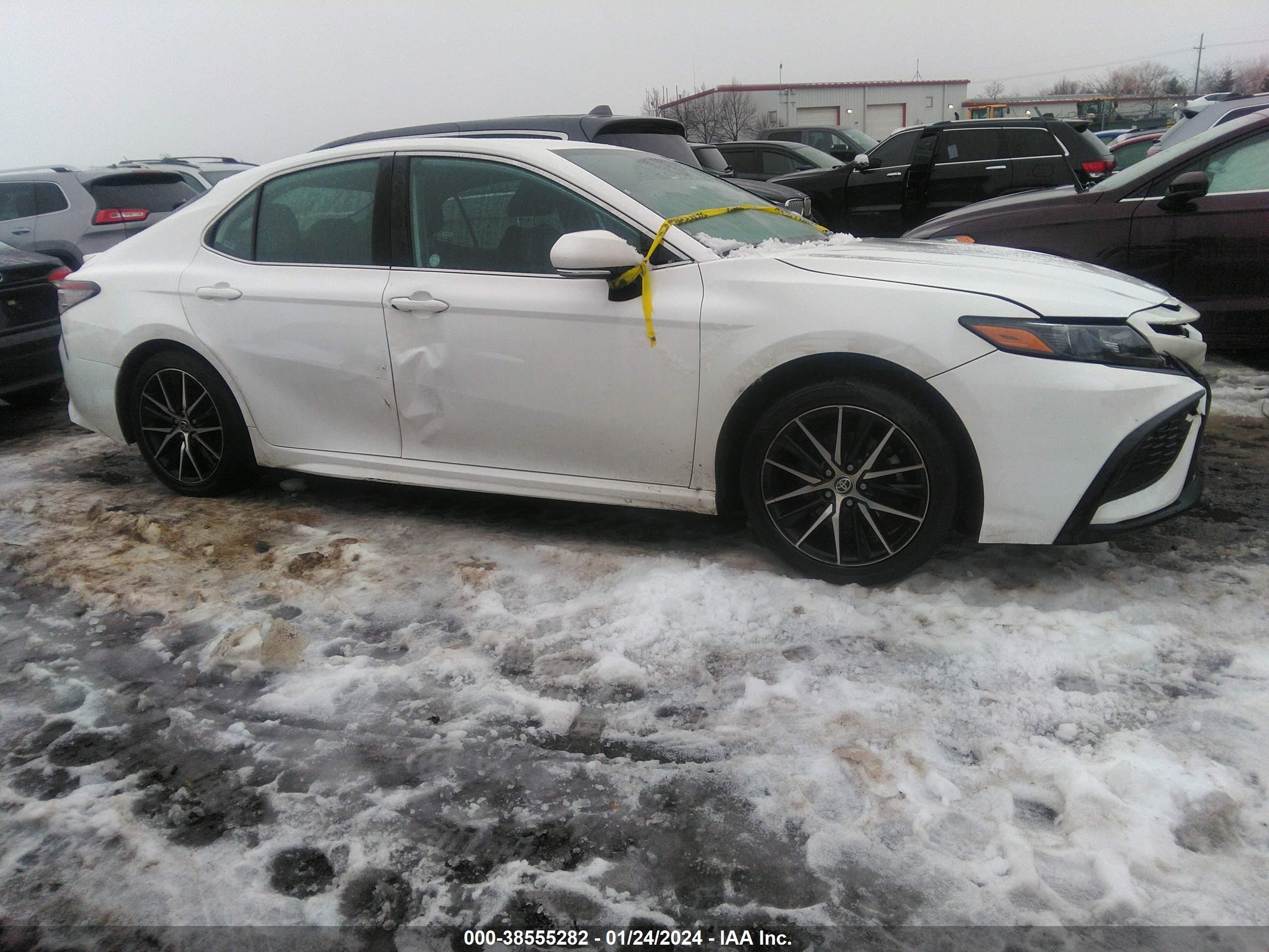 TOYOTA CAMRY 2022 4t1g11ak7nu631096