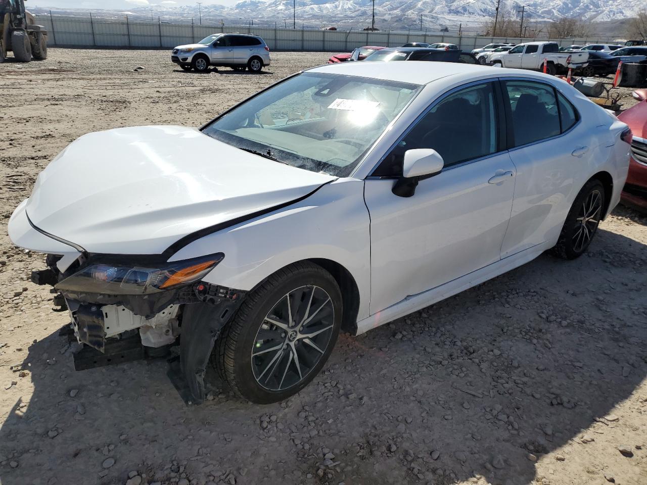 TOYOTA CAMRY 2021 4t1g11ak9mu563110