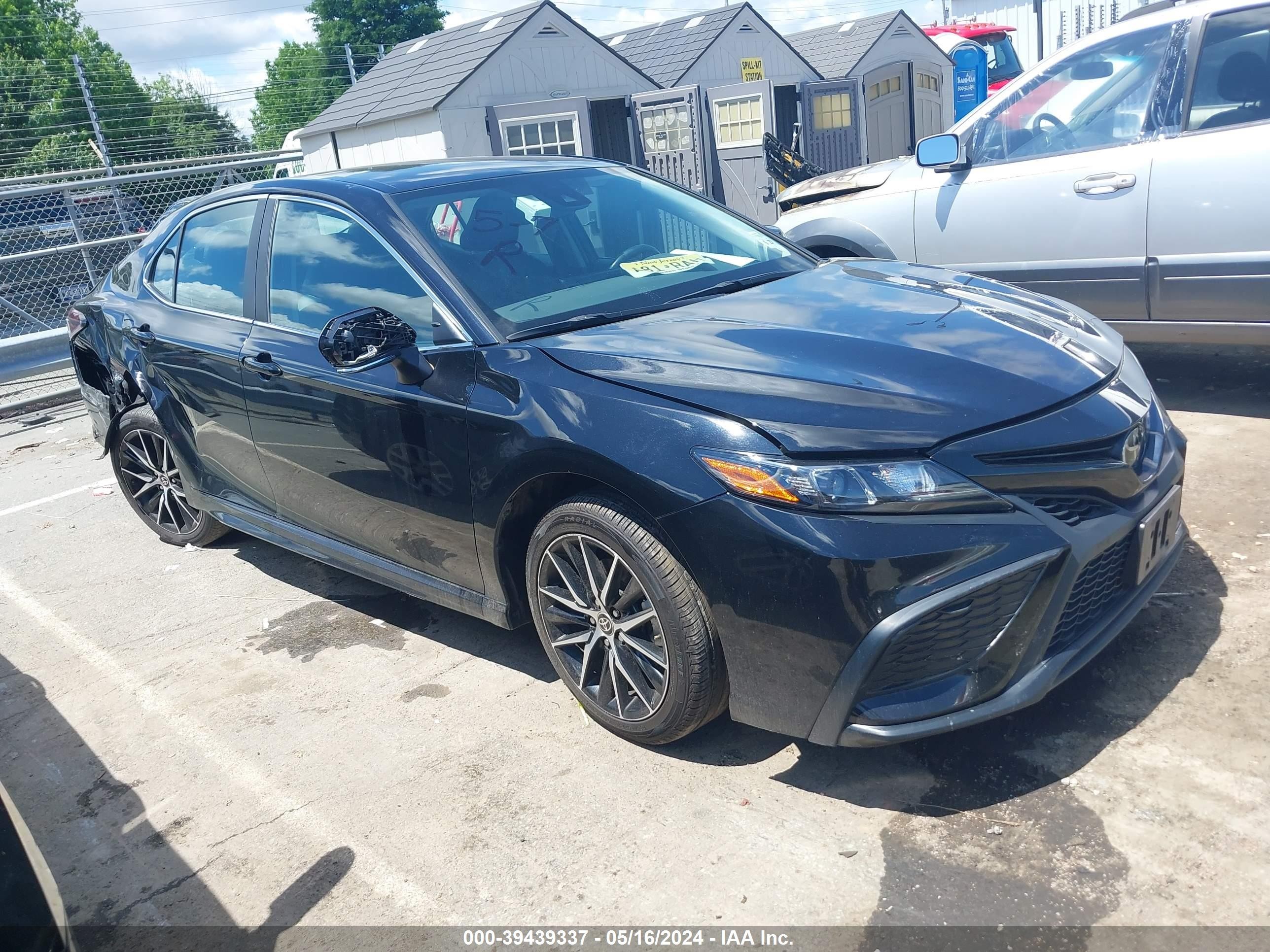 TOYOTA CAMRY 2022 4t1g11ak9nu697908