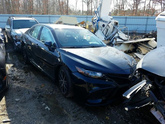 TOYOTA CAMRY SE 2021 4t1g11akxmu410753