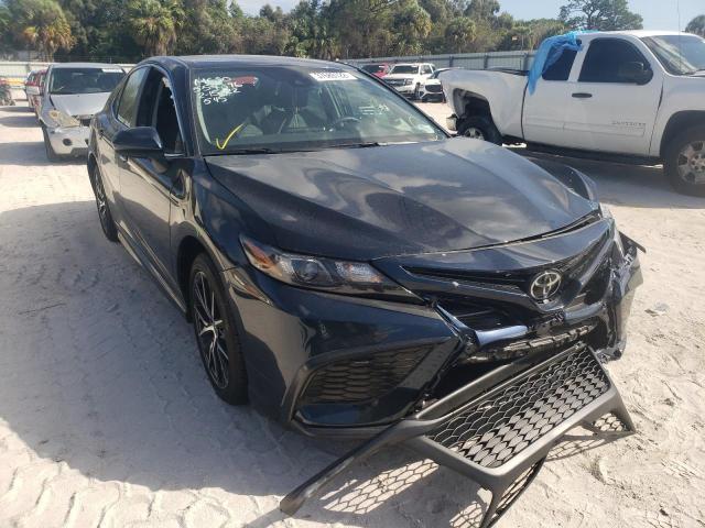 TOYOTA CAMRY SE 2021 4t1g11akxmu526194