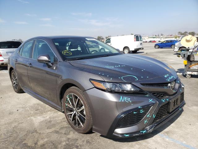 TOYOTA CAMRY SE 2021 4t1g11akxmu527345