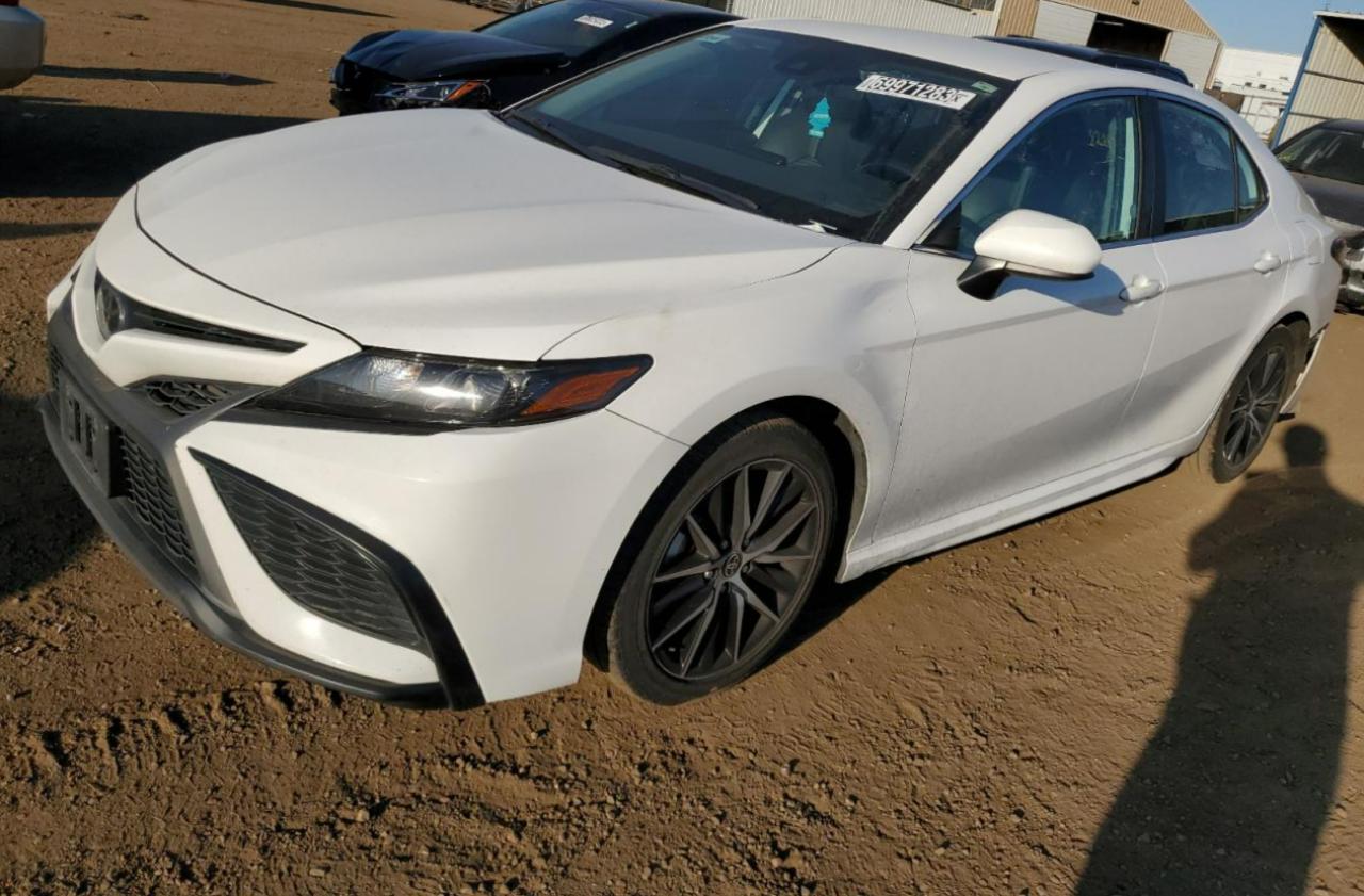 TOYOTA CAMRY 2021 4t1g11akxmu587139