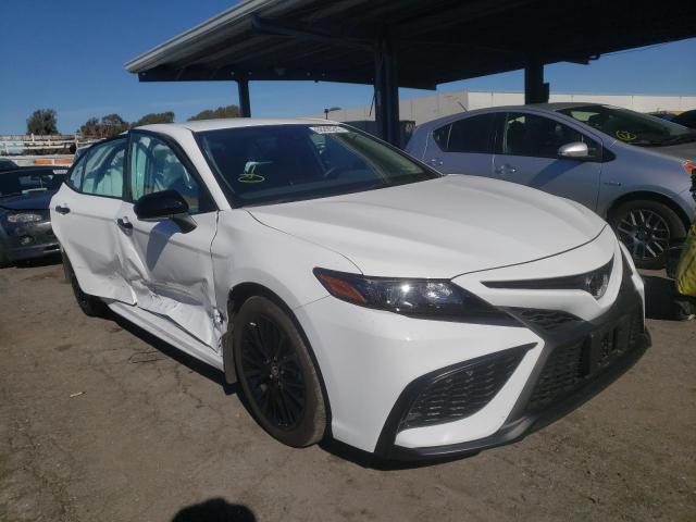 TOYOTA CAMRY SE 2022 4t1g11akxnu053172