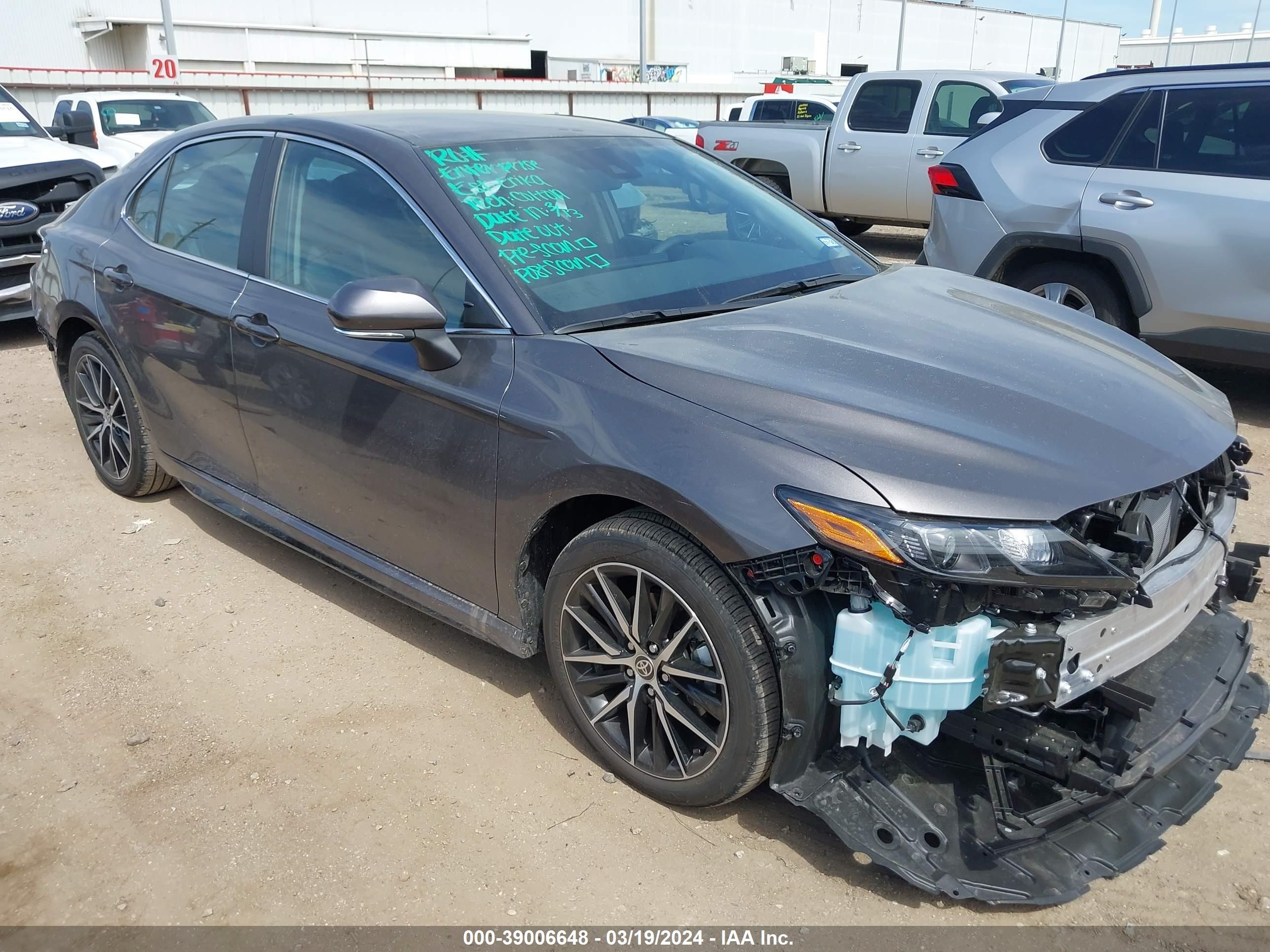 TOYOTA CAMRY 2024 4t1g11akxru896536