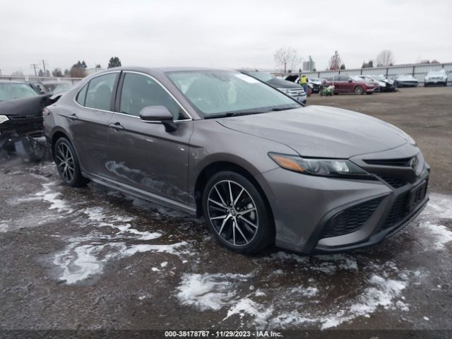 TOYOTA CAMRY 2021 4t1g11bk0mu023255