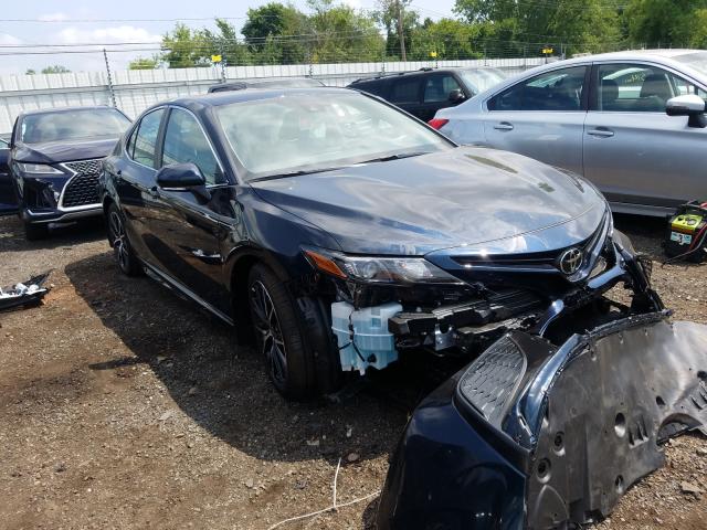 TOYOTA CAMRY SE 2021 4t1g11bk2mu037660