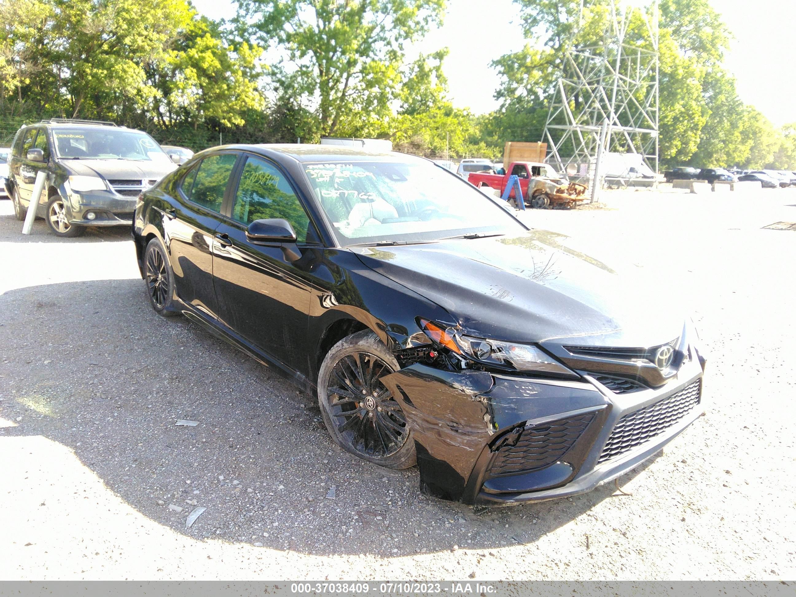 TOYOTA CAMRY 2021 4t1g11bk4mu027762