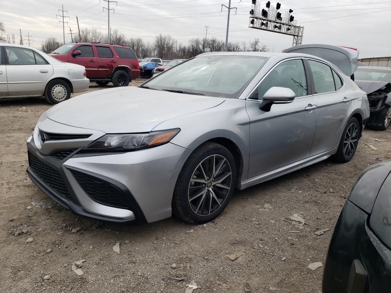 TOYOTA CAMRY 2023 4t1g11bk4pu091143