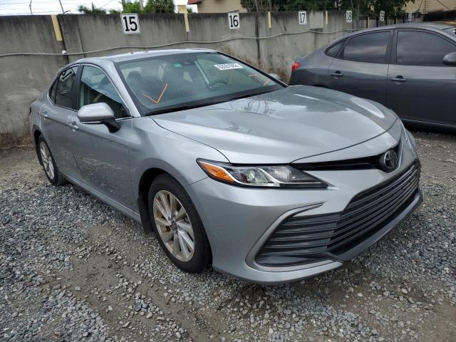 TOYOTA CAMRY LE 2022 4t1r11ak0nu688426