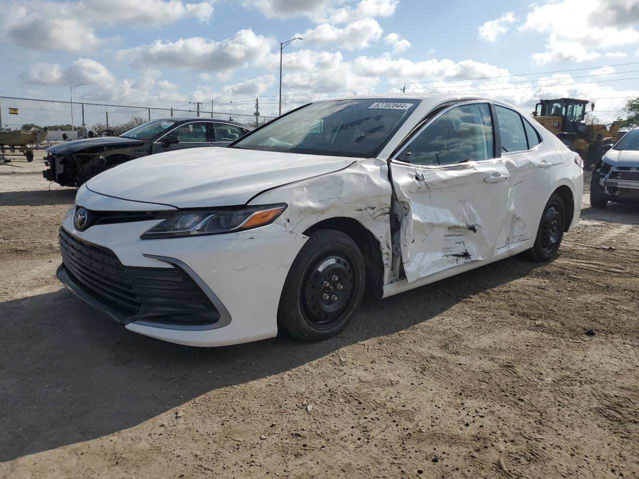 TOYOTA CAMRY 2024 4t1r11ak0ru224557