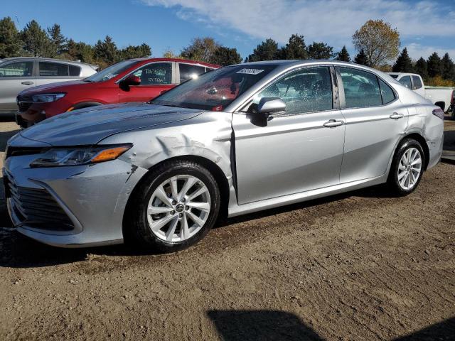 TOYOTA CAMRY LE 2024 4t1r11ak6ru256171