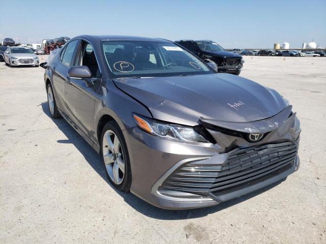 TOYOTA CAMRY LE 2022 4t1r11ak8nu054877