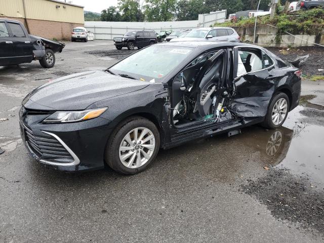 TOYOTA CAMRY LE 2021 4t1r11bk6mu023737