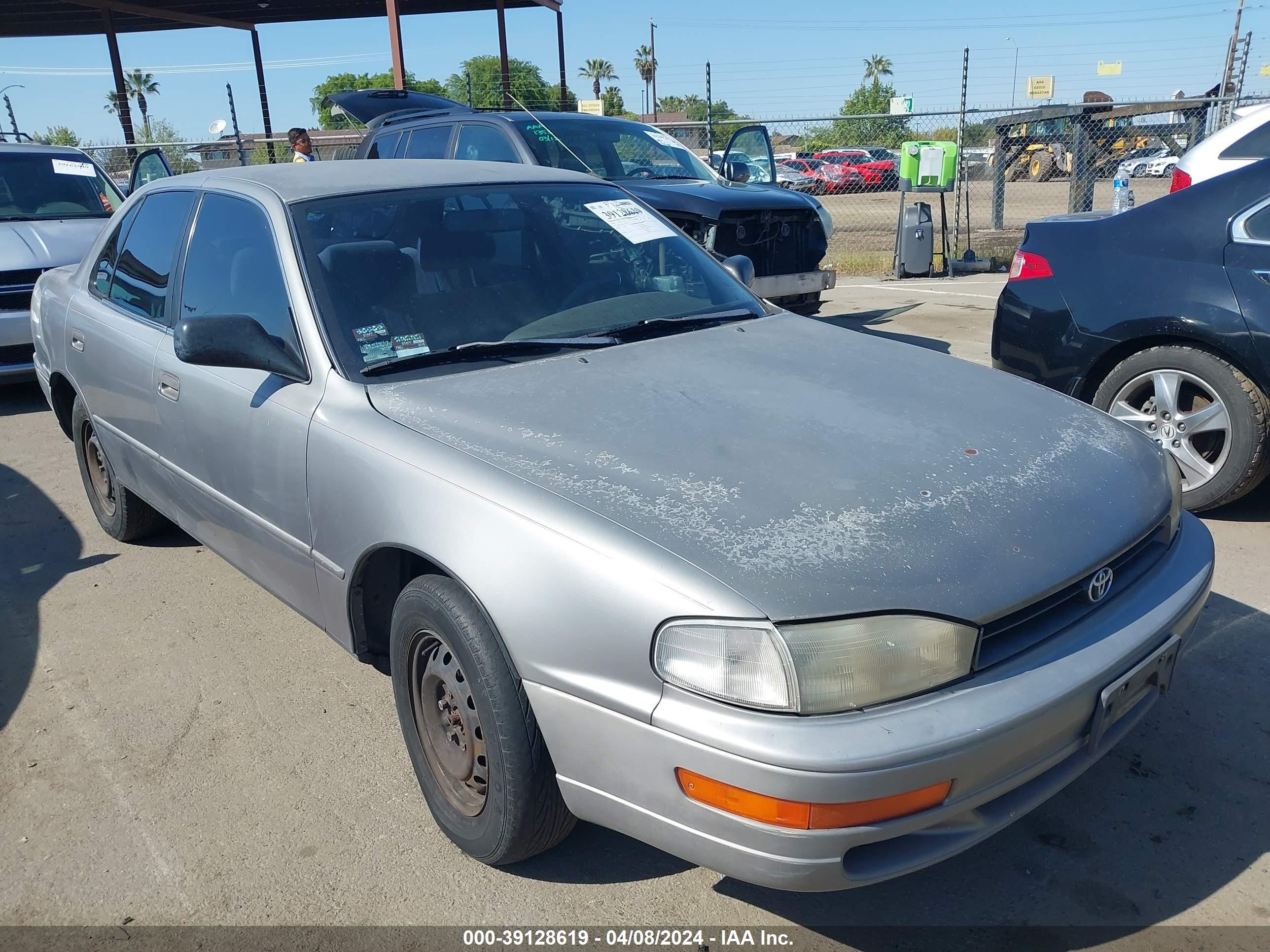 TOYOTA CAMRY 1994 4t1sk11e6ru386315