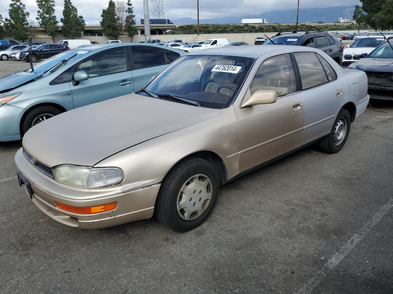 TOYOTA CAMRY 1994 4t1sk12e1ru412396