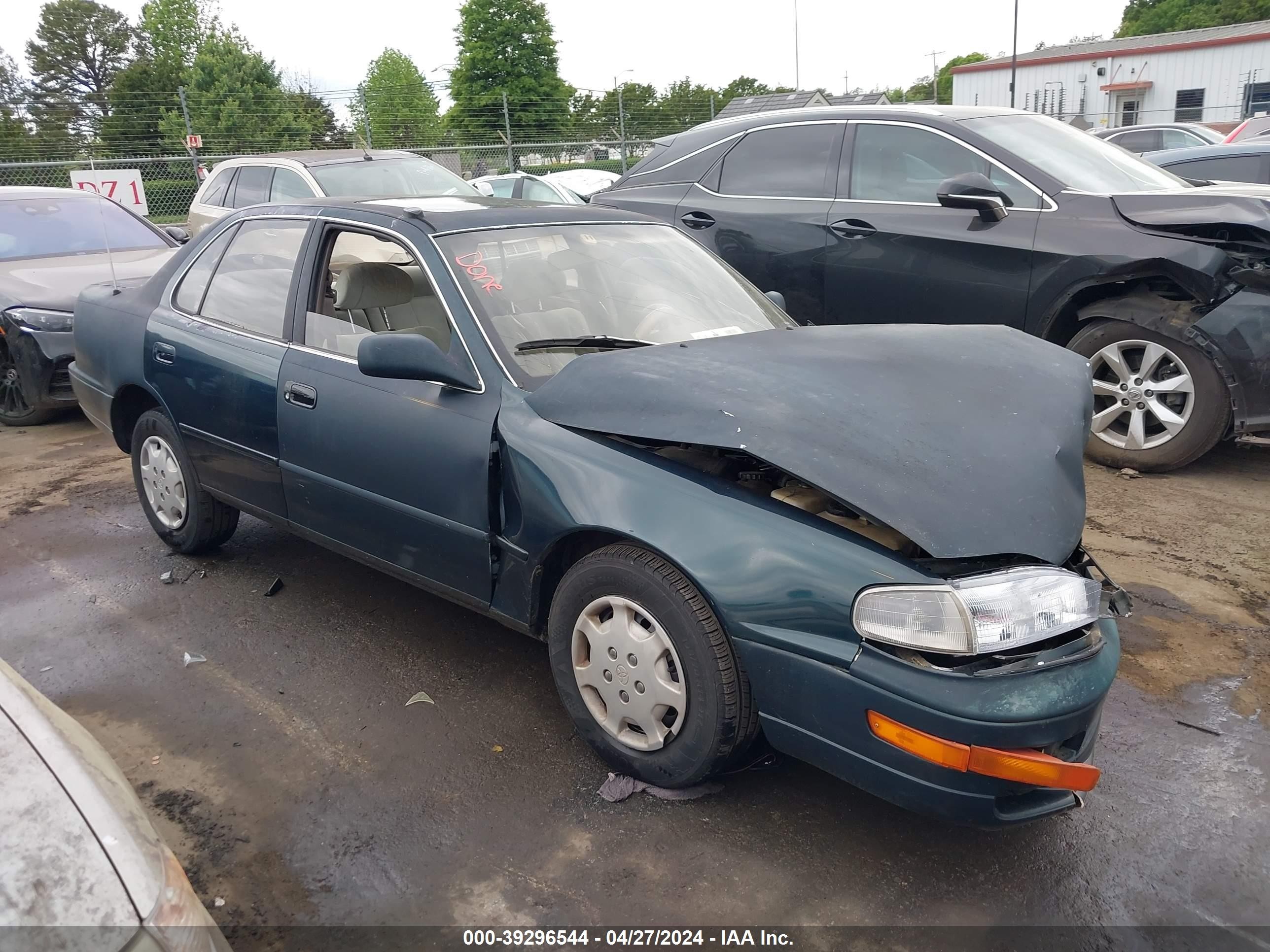 TOYOTA CAMRY 1993 4t1sk12e2pu189864