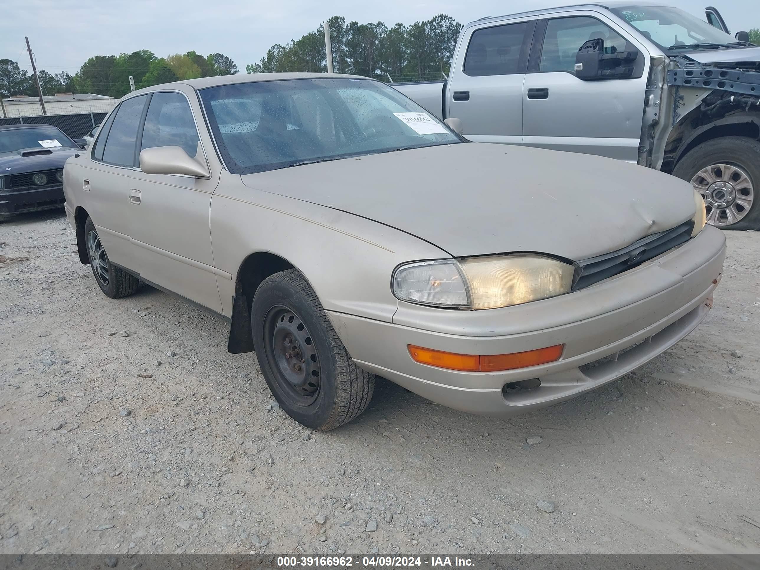 TOYOTA CAMRY 1992 4t1sk12e3nu026153