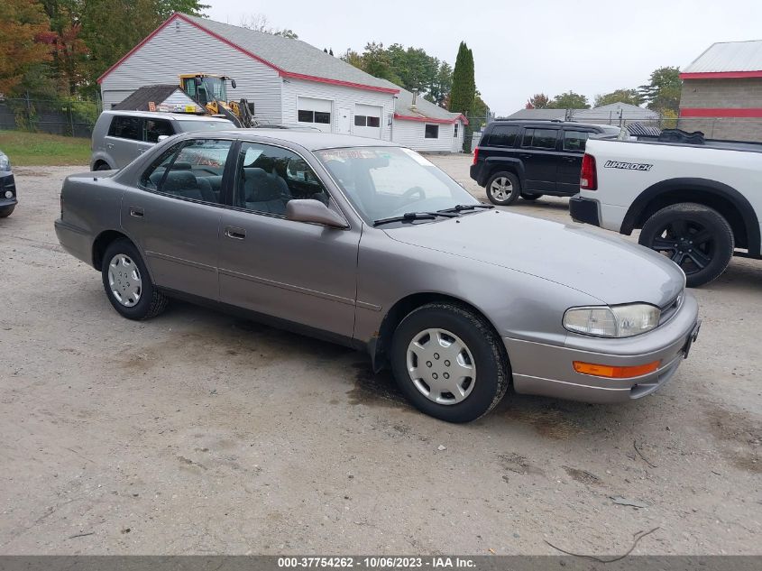 TOYOTA CAMRY 1994 4t1sk12e4ru427121