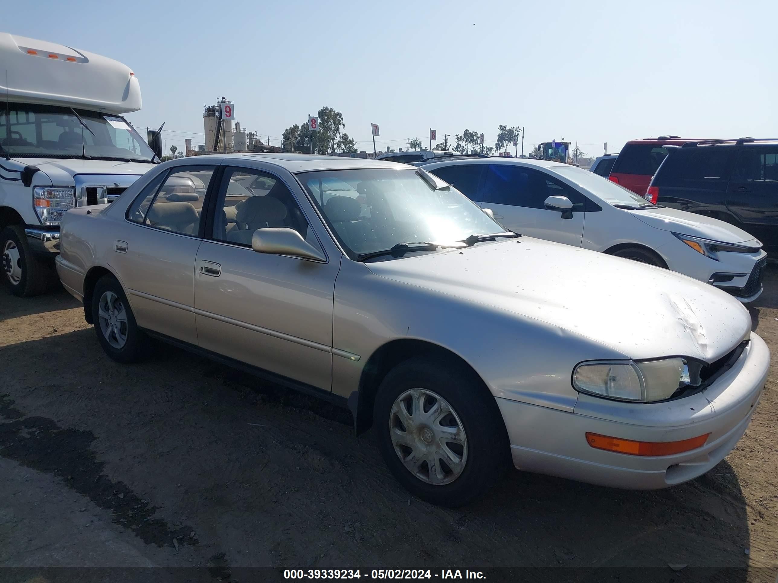 TOYOTA CAMRY 1994 4t1sk12e9ru387215