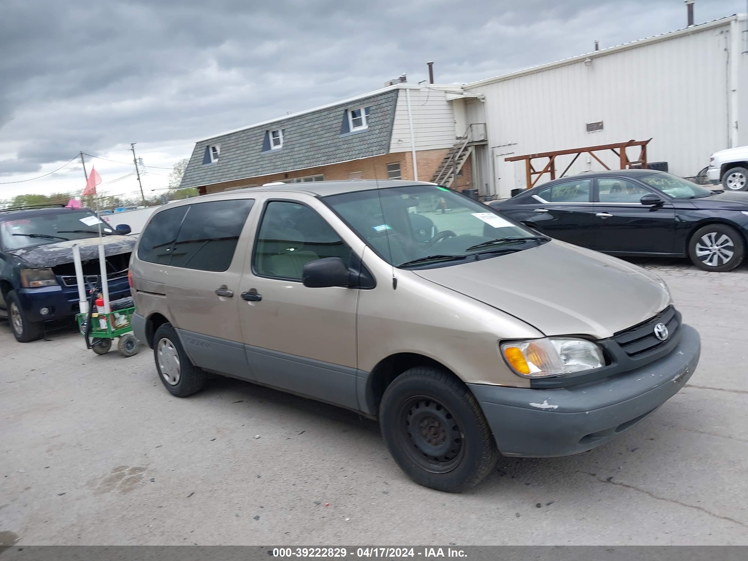 TOYOTA SIENNA 2000 4t3gf19cxyu240521