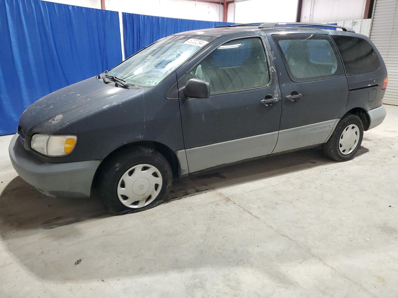 TOYOTA SIENNA 1998 4t3zf13c0wu064920