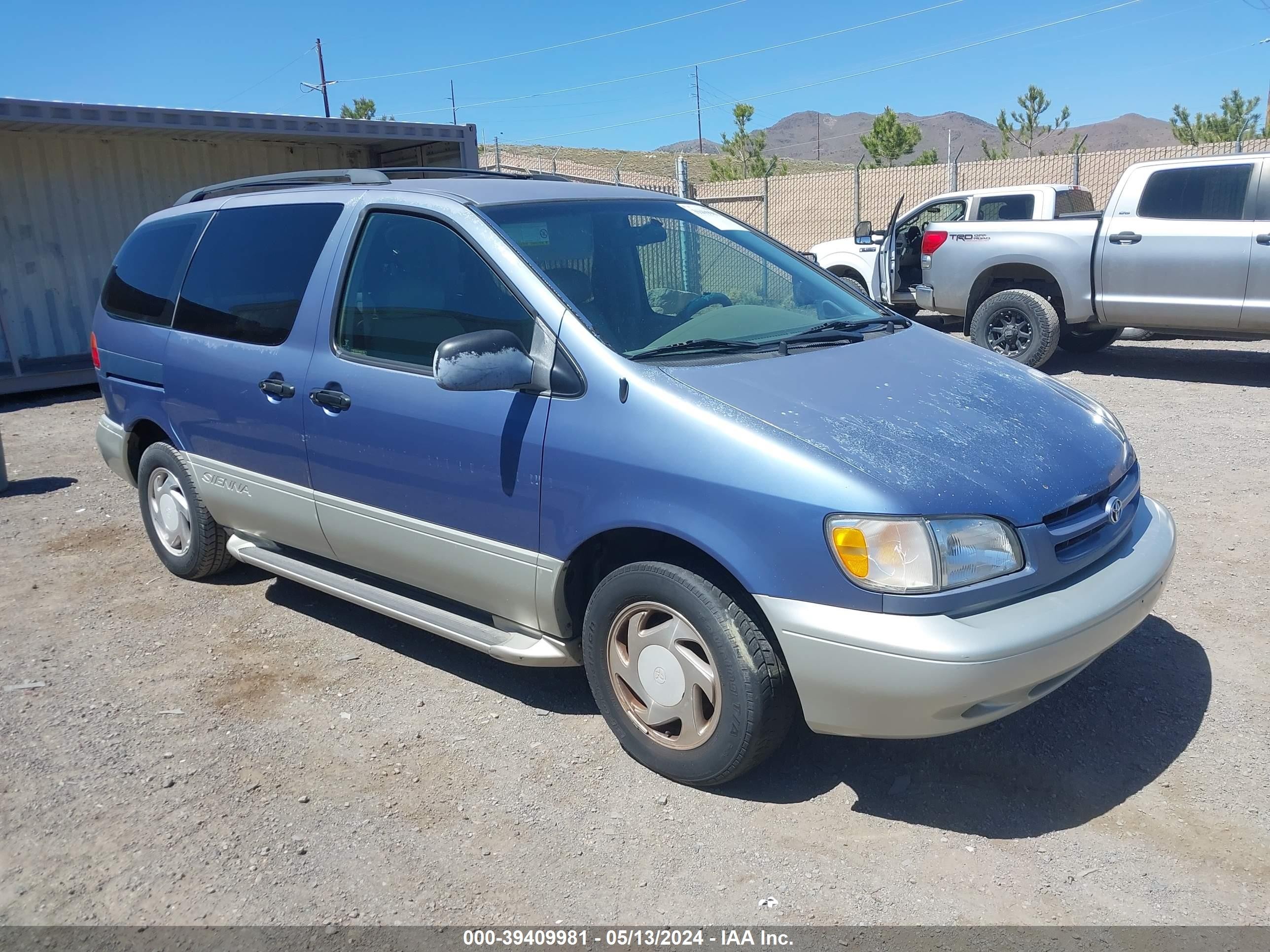 TOYOTA SIENNA 1998 4t3zf13c0wu077019