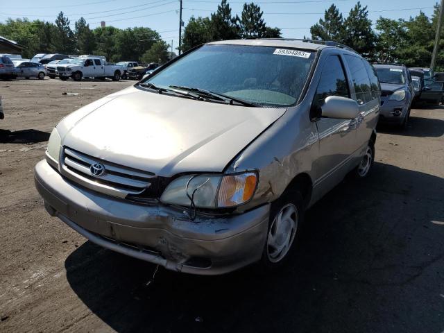 TOYOTA SIENNA LE 2002 4t3zf13c12u416607