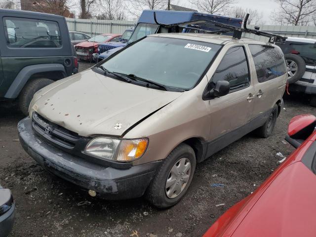 TOYOTA SIENNA LE 2000 4t3zf13c1yu282240