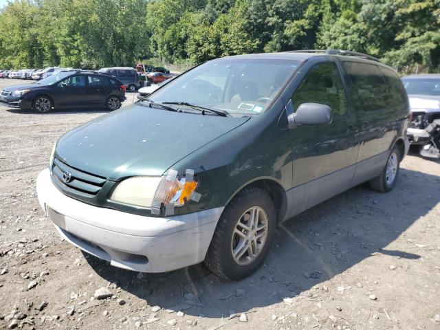 TOYOTA SIENNA LE 2002 4t3zf13c22u497939