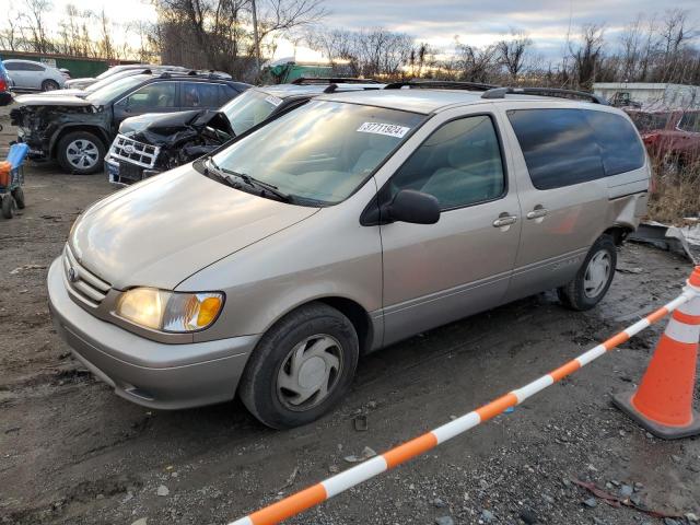 TOYOTA SIENNA 2003 4t3zf13c23u552262