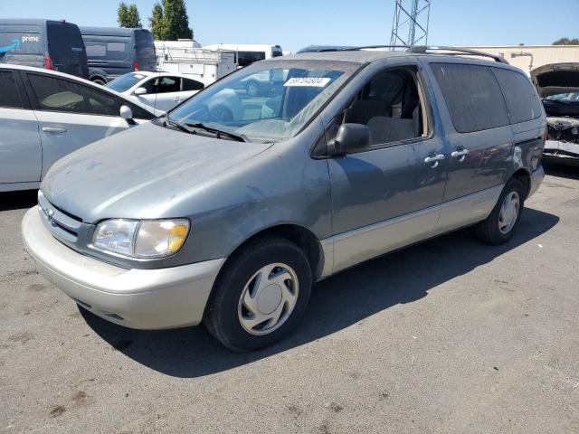 TOYOTA SIENNA LE 1999 4t3zf13c2xu162817