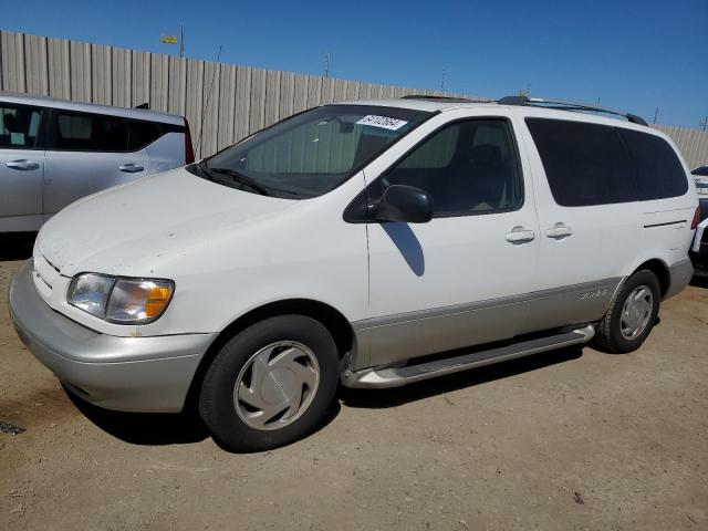 TOYOTA SIENNA LE 2000 4t3zf13c2yu261168