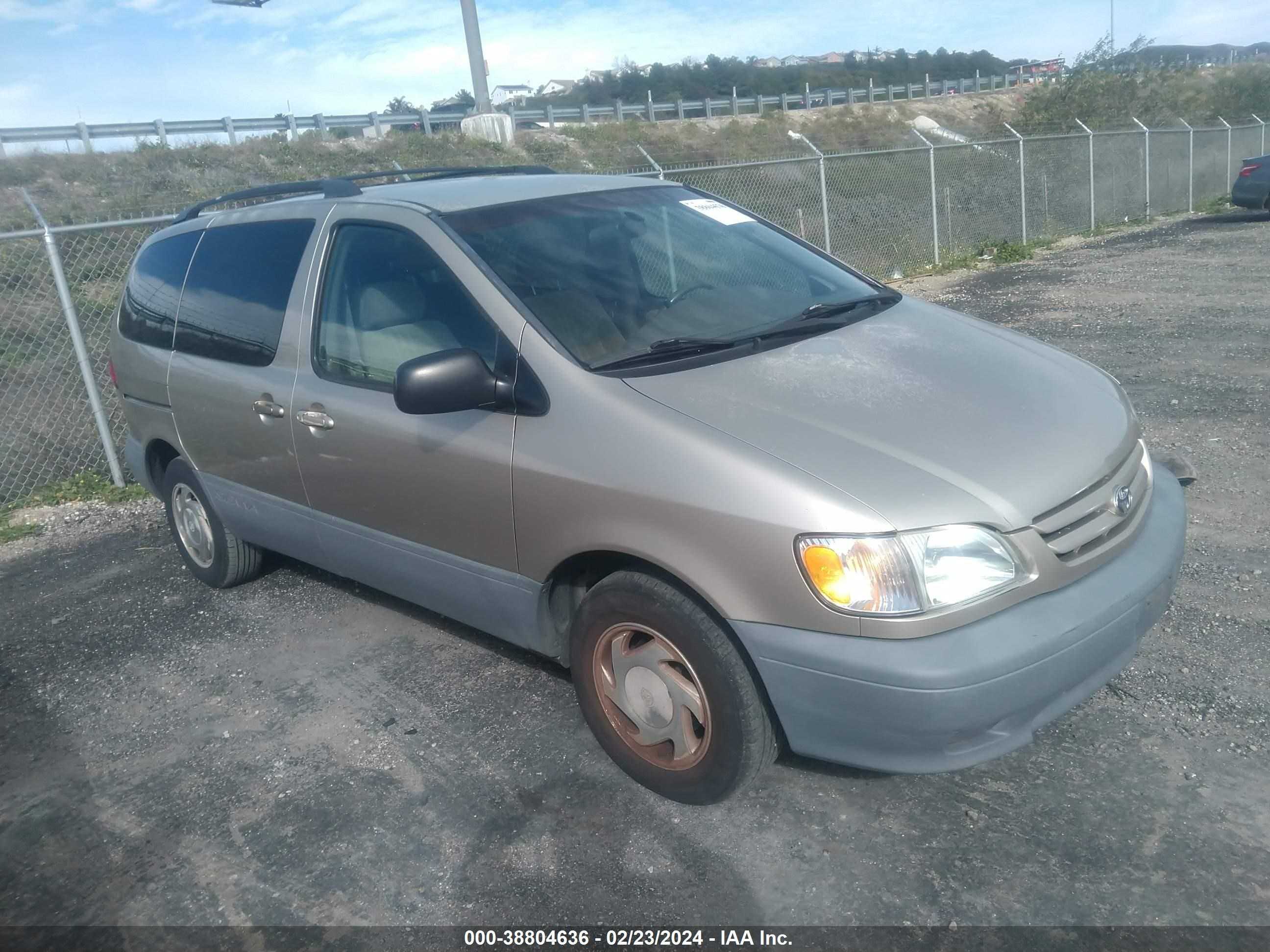 TOYOTA SIENNA 2001 4t3zf13c31u367618