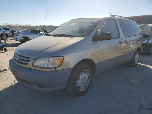 TOYOTA SIENNA LE 2002 4t3zf13c32u427818