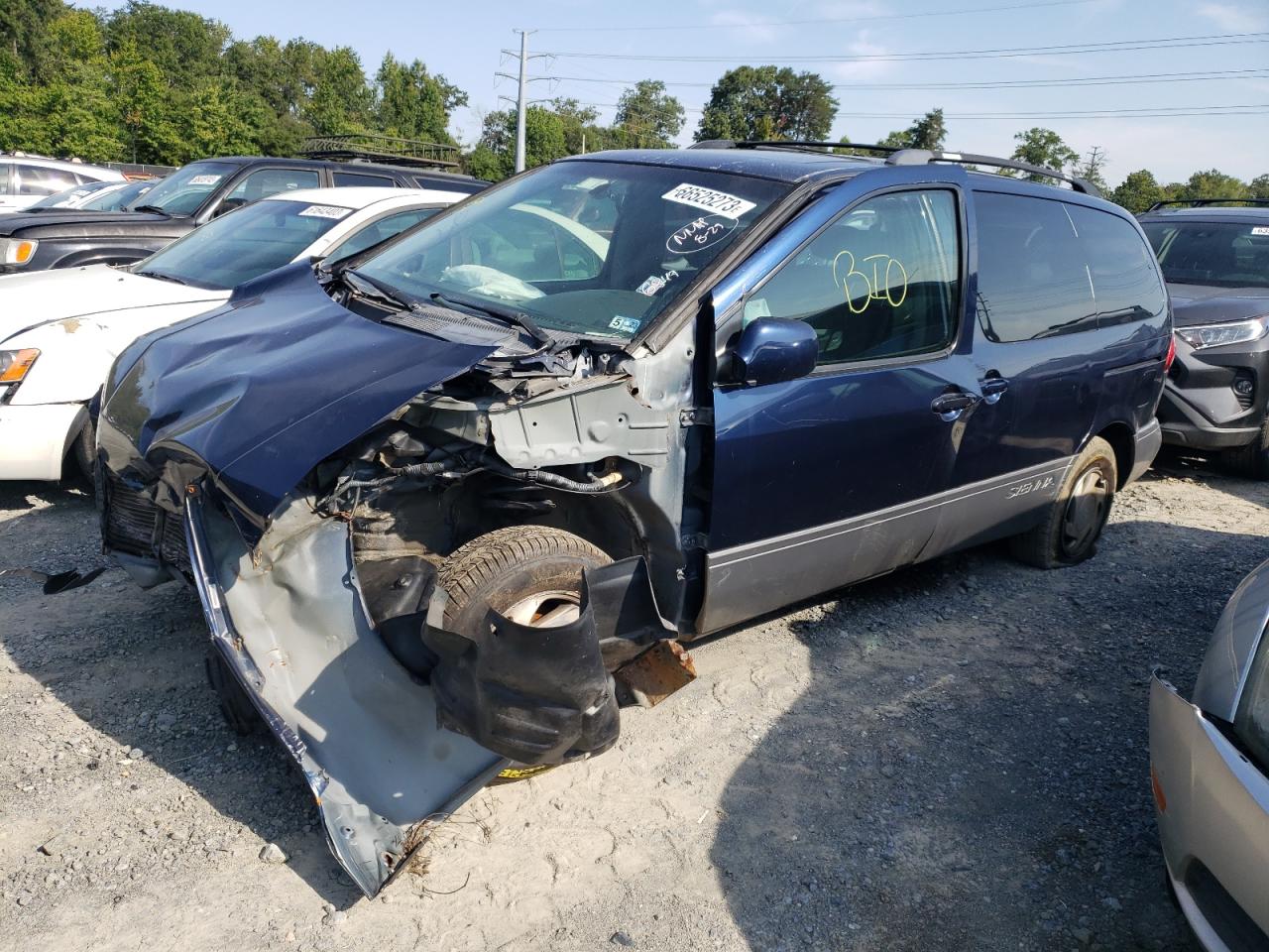 TOYOTA SIENNA 2002 4t3zf13c32u435806