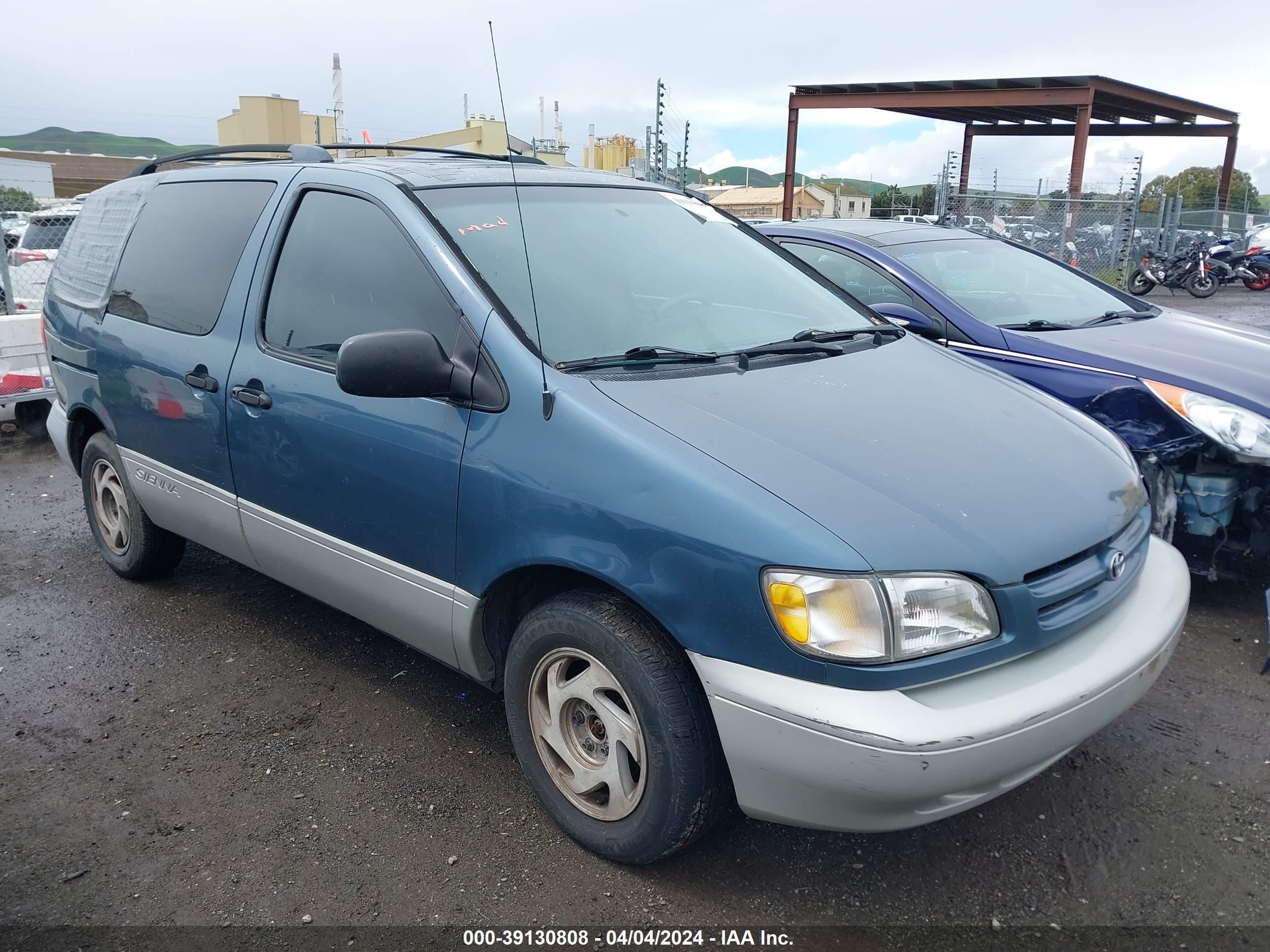 TOYOTA SIENNA 2000 4t3zf13c4yu283186