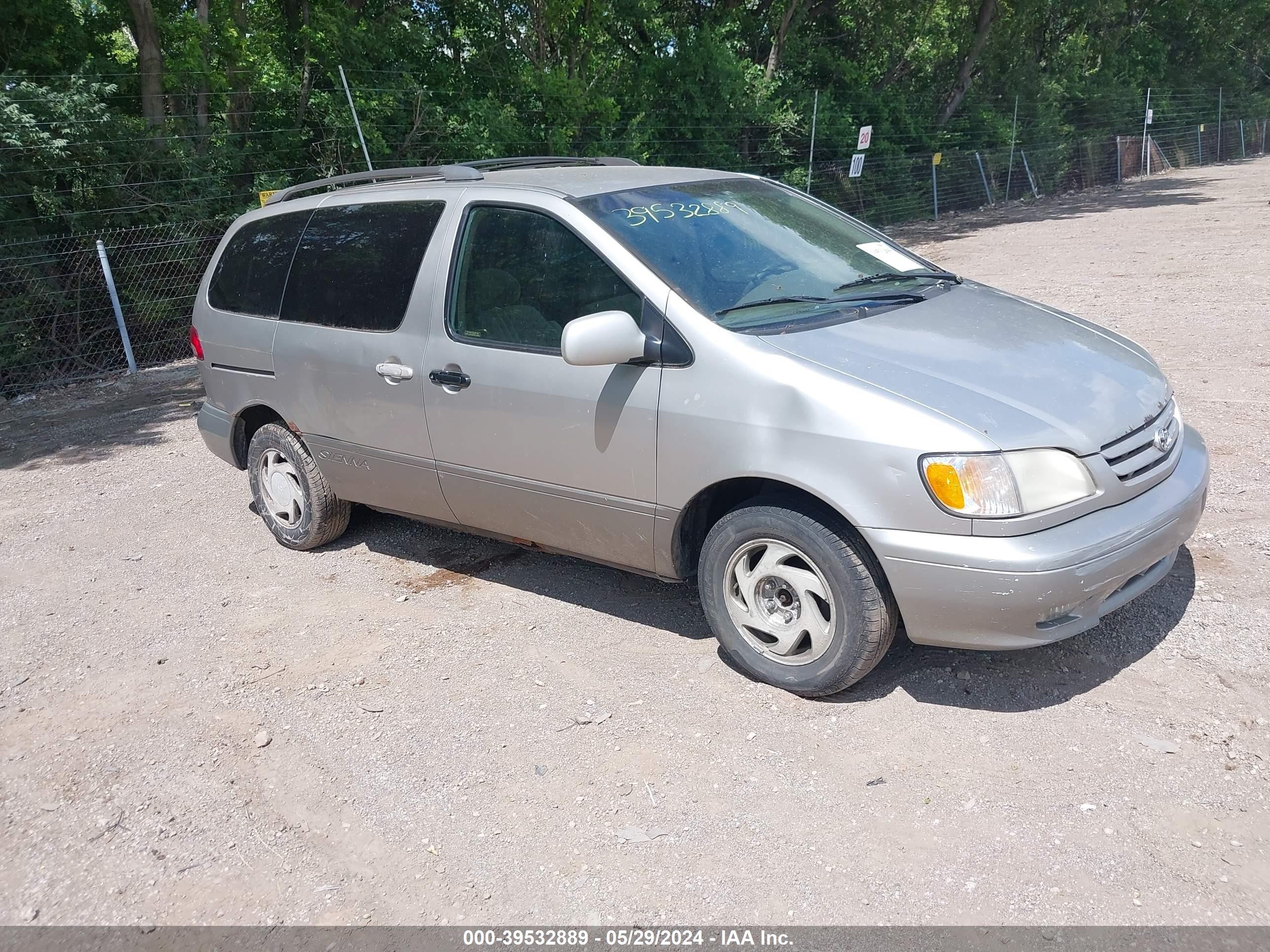 TOYOTA SIENNA 2001 4t3zf13c51u337262