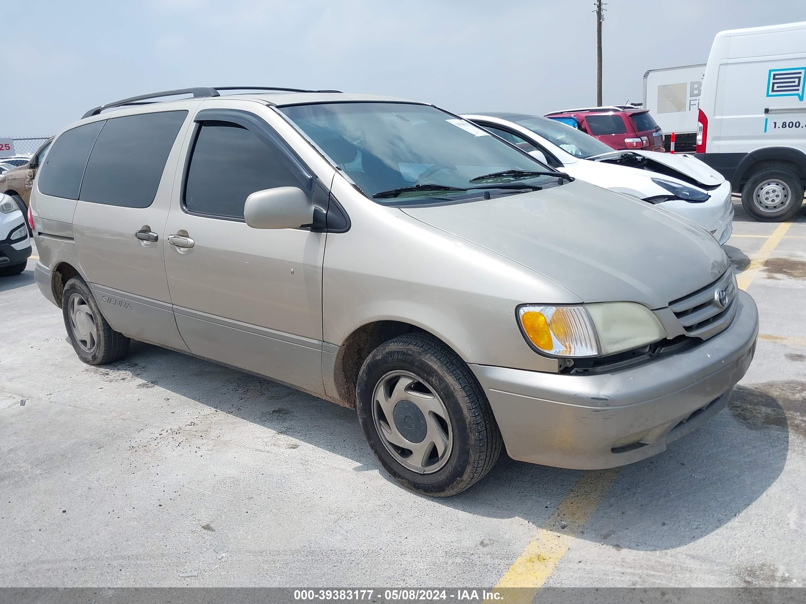 TOYOTA SIENNA 2002 4t3zf13c52u473182