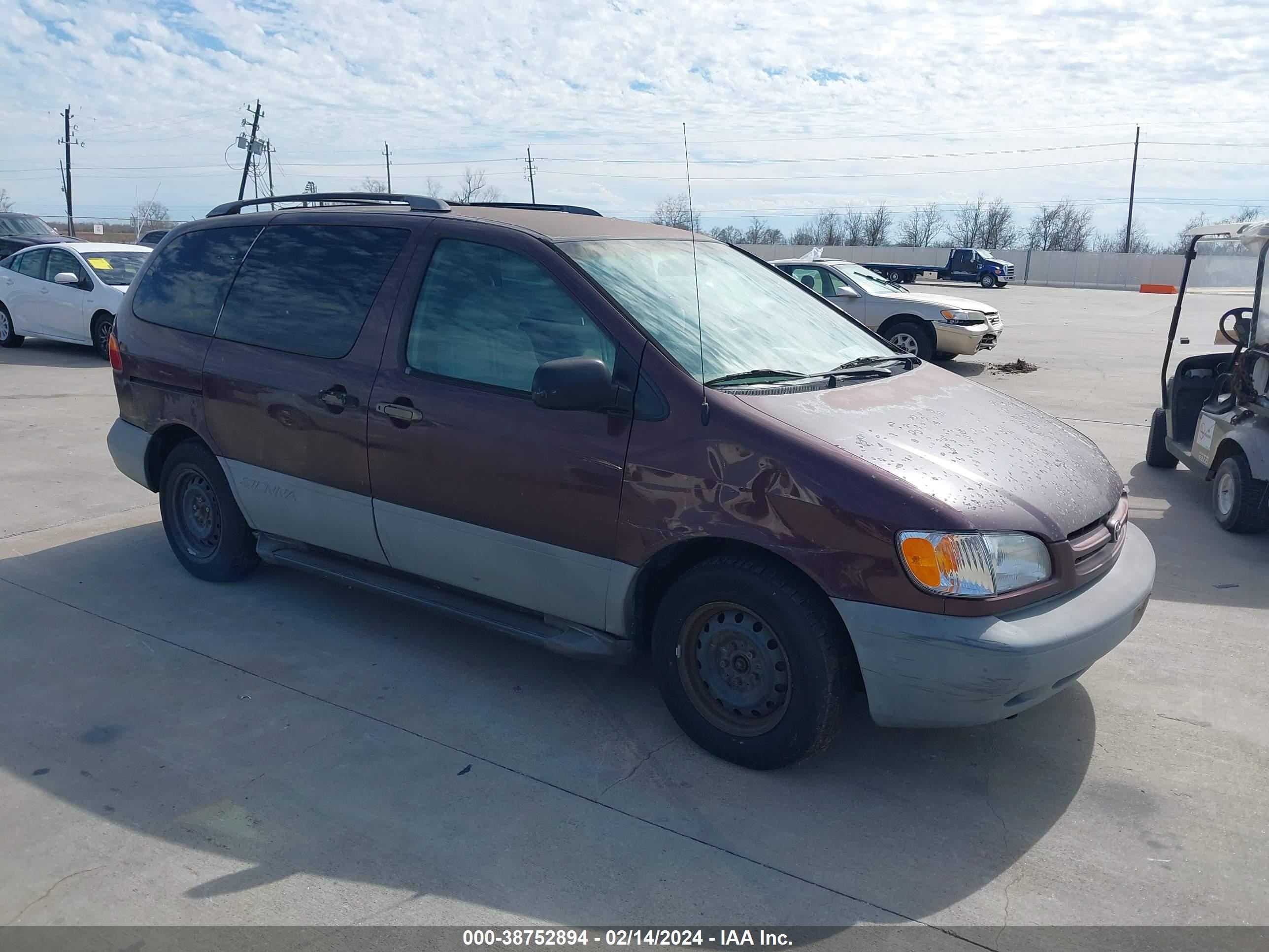 TOYOTA SIENNA 2000 4t3zf13c5yu205046