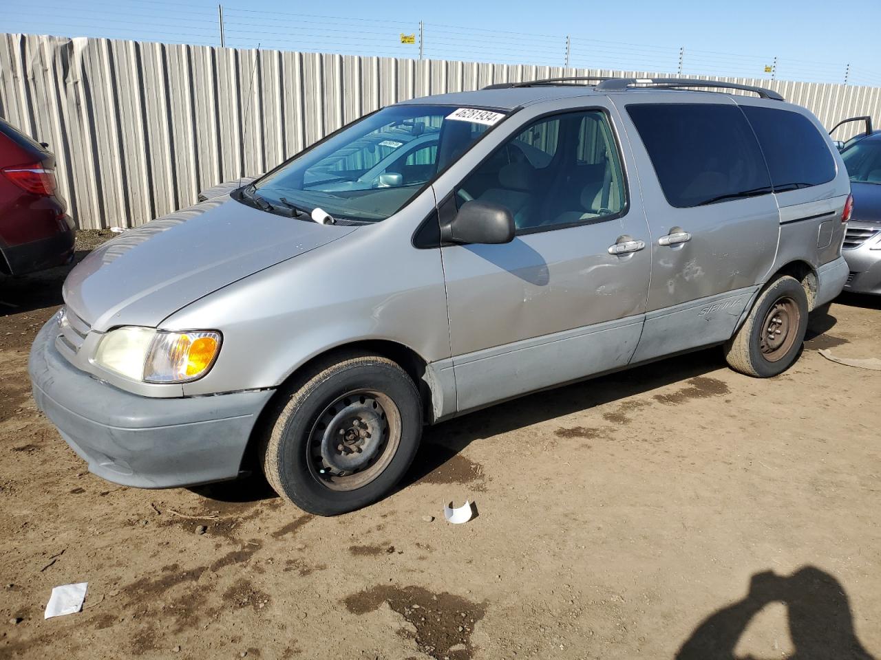 TOYOTA SIENNA 2001 4t3zf13c61u380184