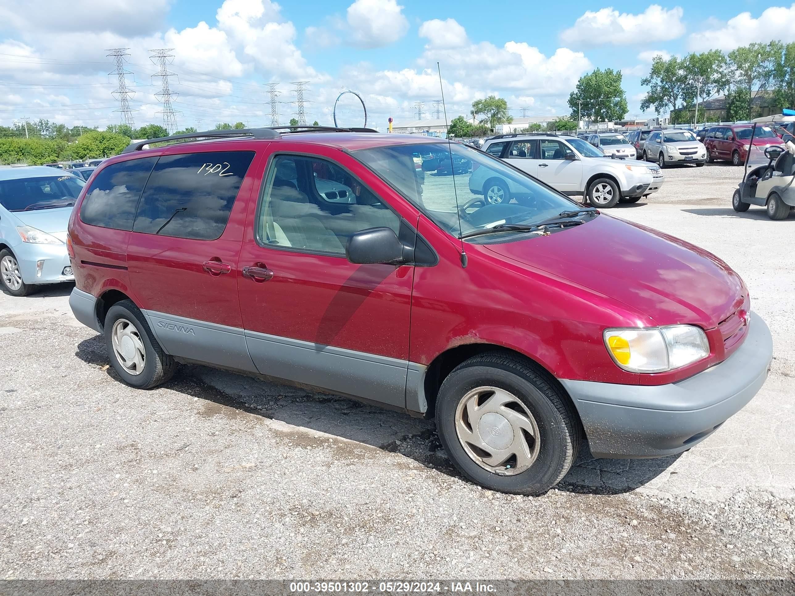 TOYOTA SIENNA 1998 4t3zf13c6wu051833