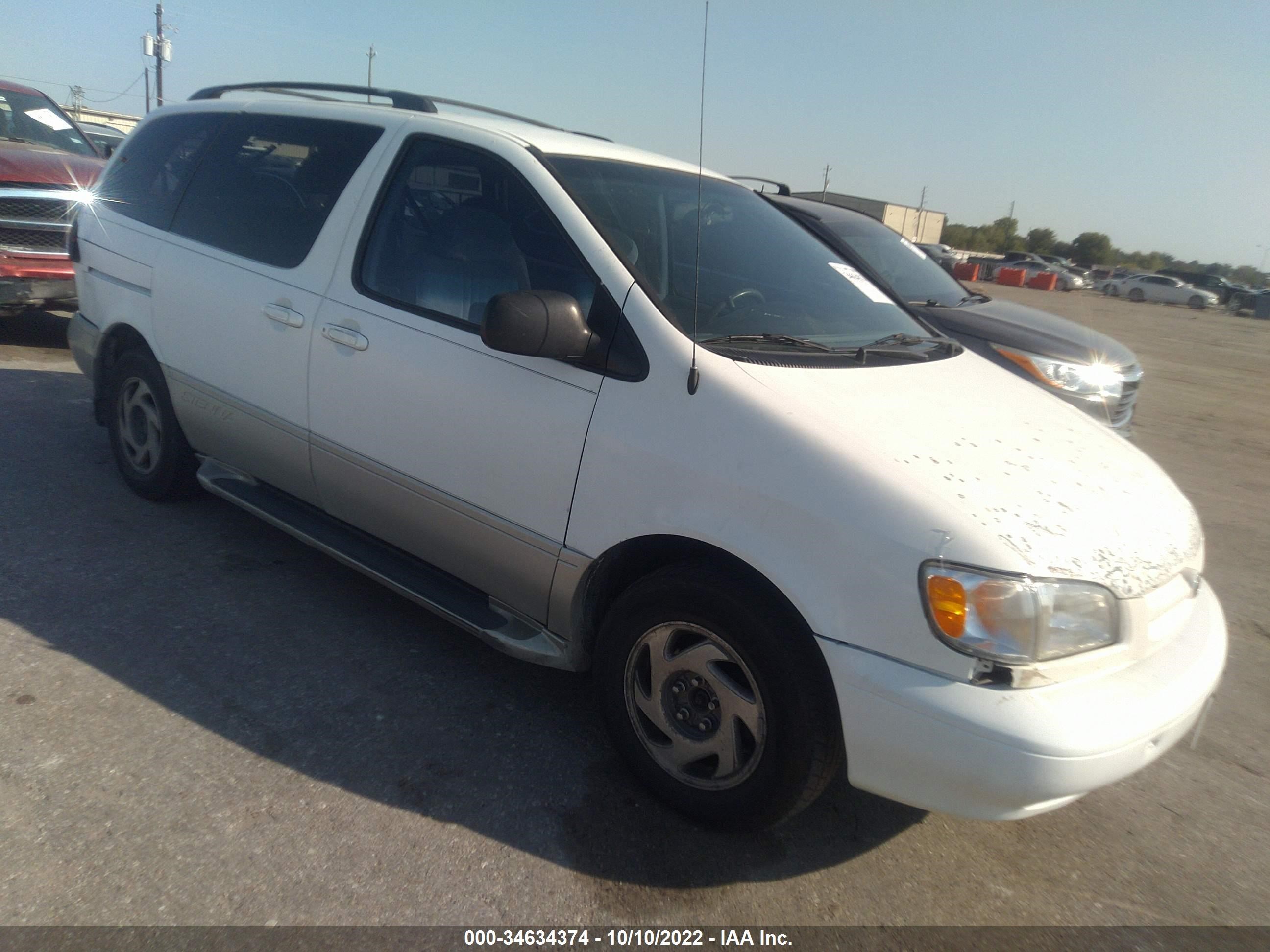 TOYOTA SIENNA 2000 4t3zf13c6yu270701