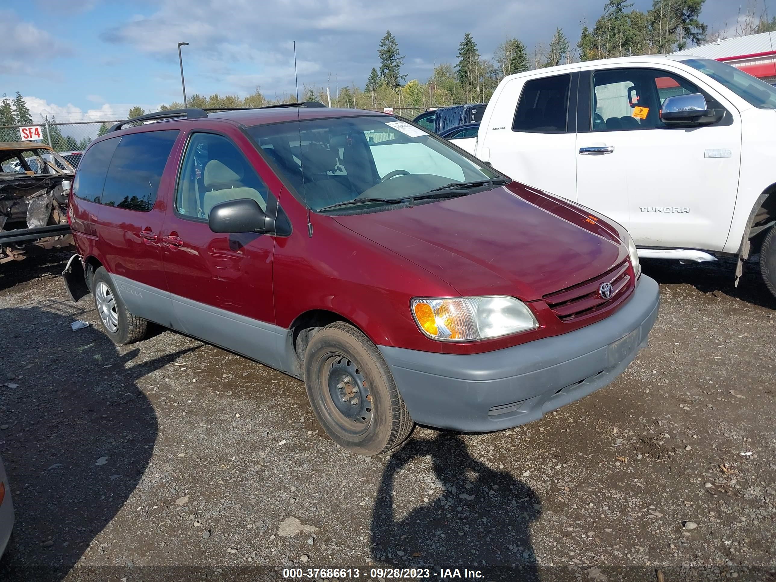 TOYOTA SIENNA 2001 4t3zf13c71u381893