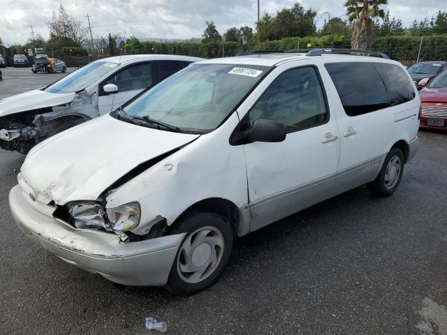 TOYOTA SIENNA LE 2000 4t3zf13c8yu226862