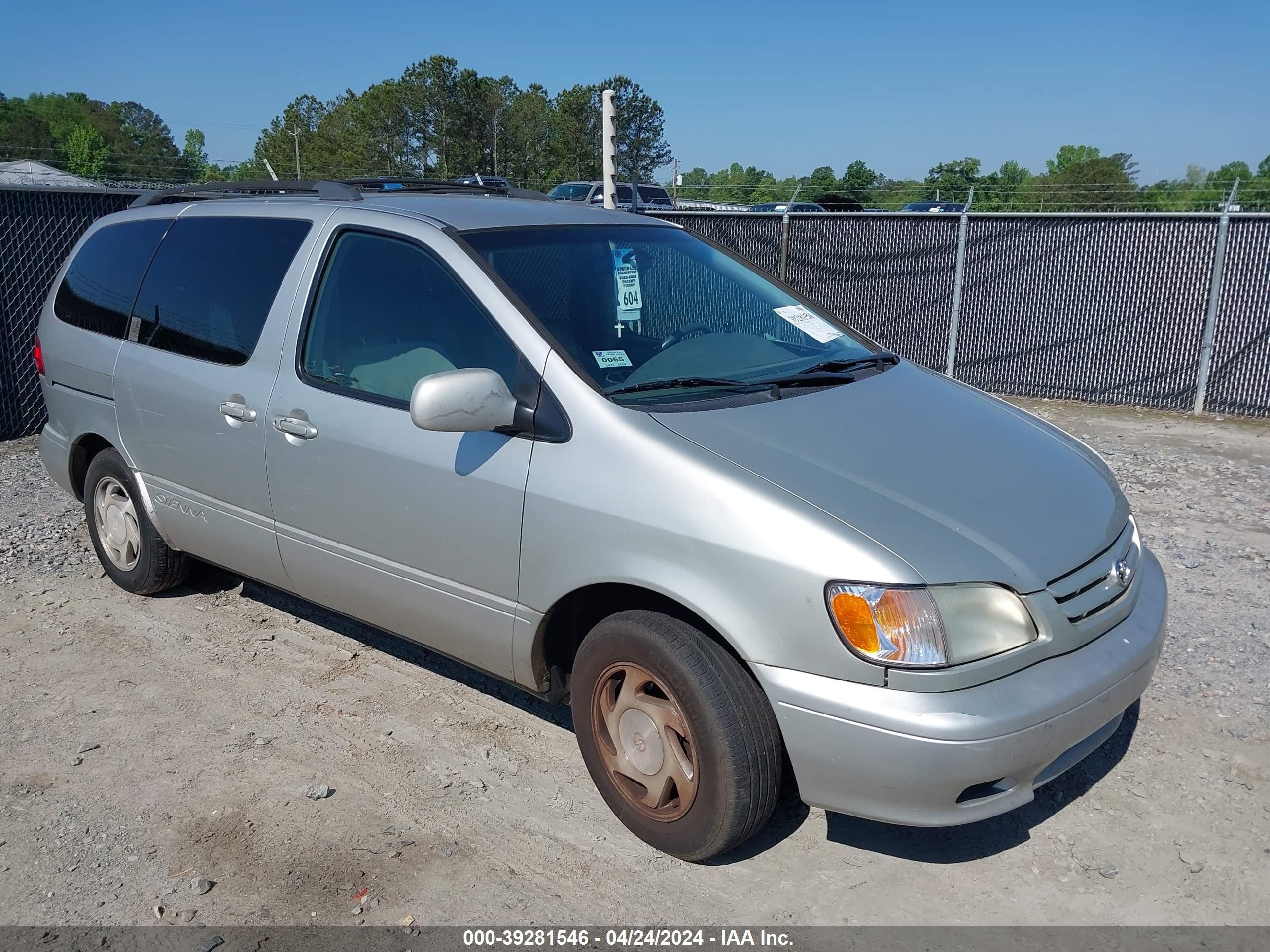 TOYOTA SIENNA 2002 4t3zf13c92u434076