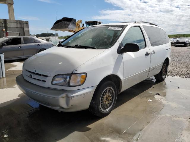 TOYOTA SIENNA LE 2000 4t3zf13c9yu251026