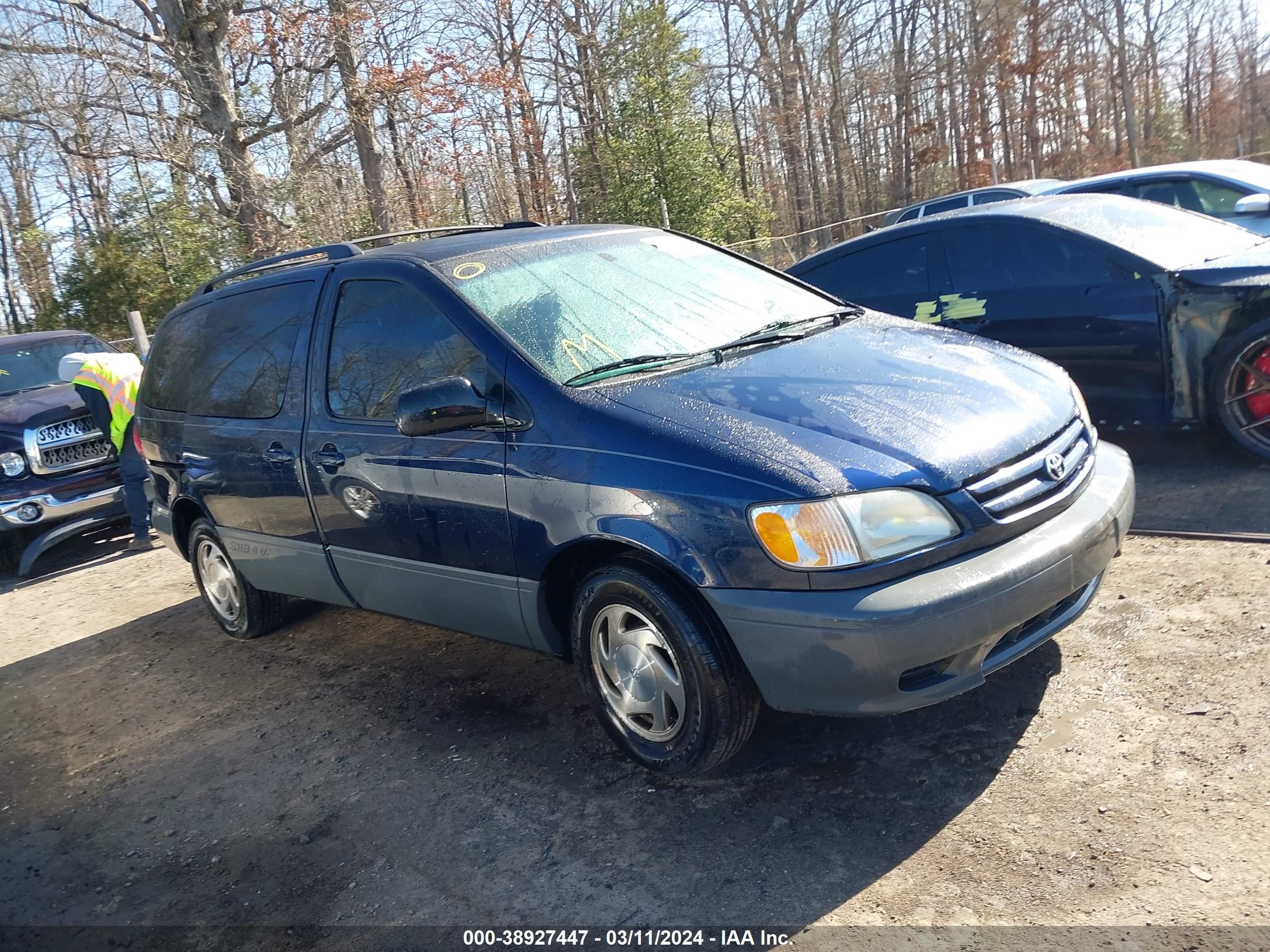 TOYOTA SIENNA 2001 4t3zf13cx1u388305