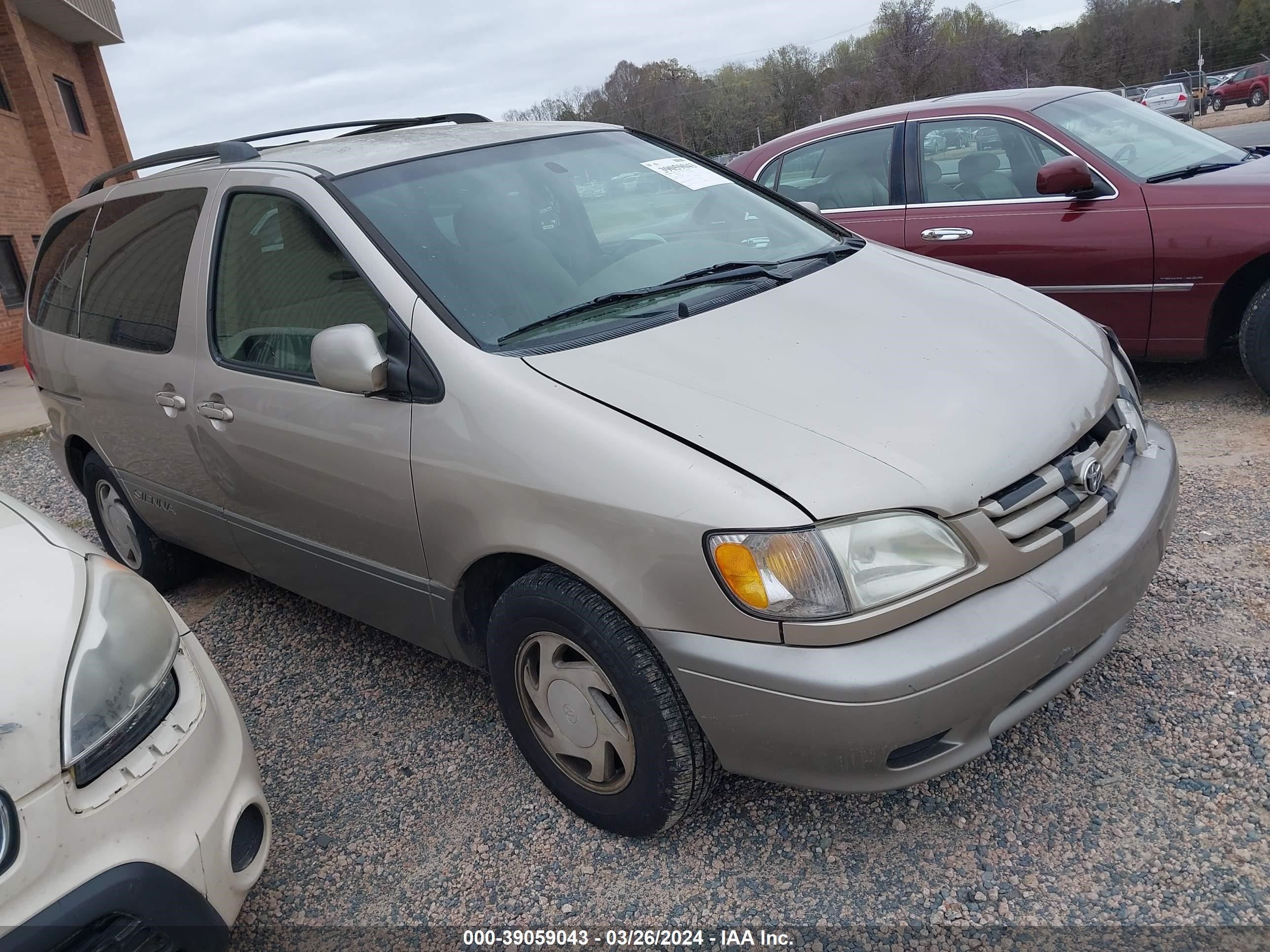 TOYOTA SIENNA 2002 4t3zf13cx2u434197